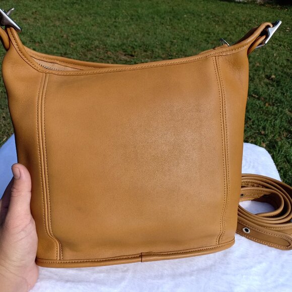 Vintage Coach 9816 Slim Duffle leather bag - Picture 4 of 10